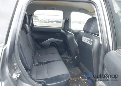 2011 Mitsubishi Outlander Se z USA, uszkodzony, nr VIN JA4AS3AW9BU022779